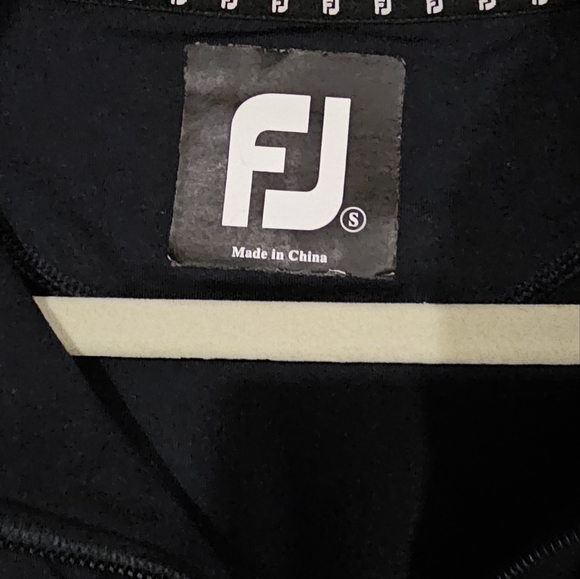 FootJoy Q zip pullover - Picture 2 of 4